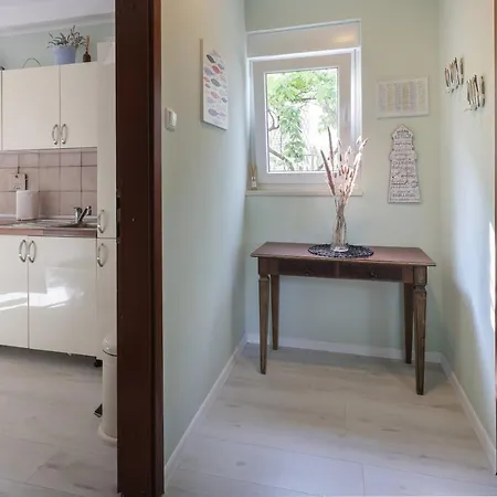 Apartment Ada